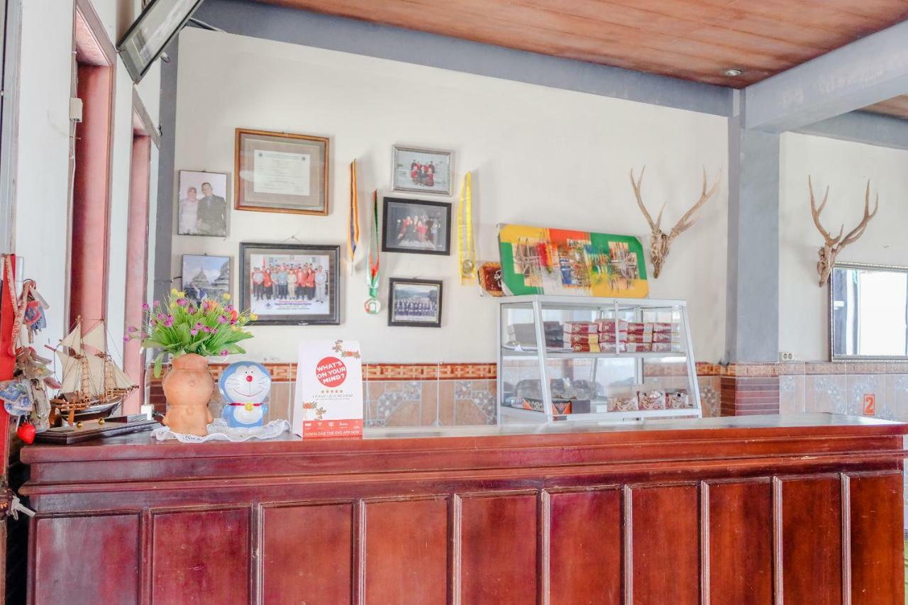 Oyo 1351 Tanggulasi Resto & Residence Syariah Magetan Ngoại thất bức ảnh